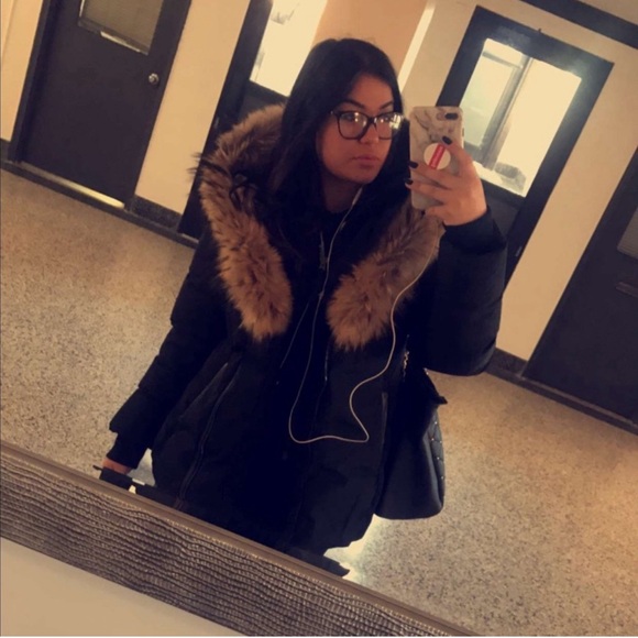 Mackage jacket - Picture 3 of 13